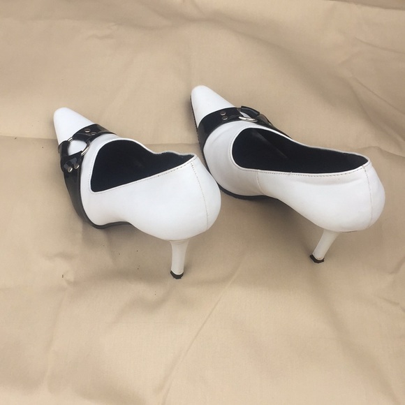 Shoes - Picture 3 of 3